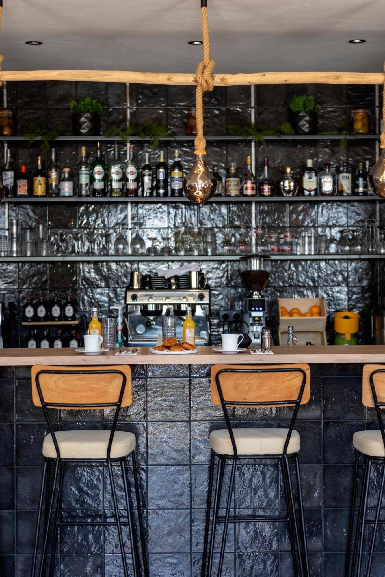 拉丁酒店 Lama 外观 照片